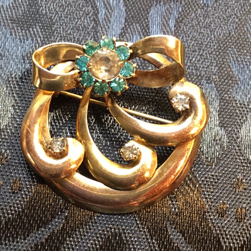 Vintage 12k Gold Brooch WTurquoise Blue Stones 13$